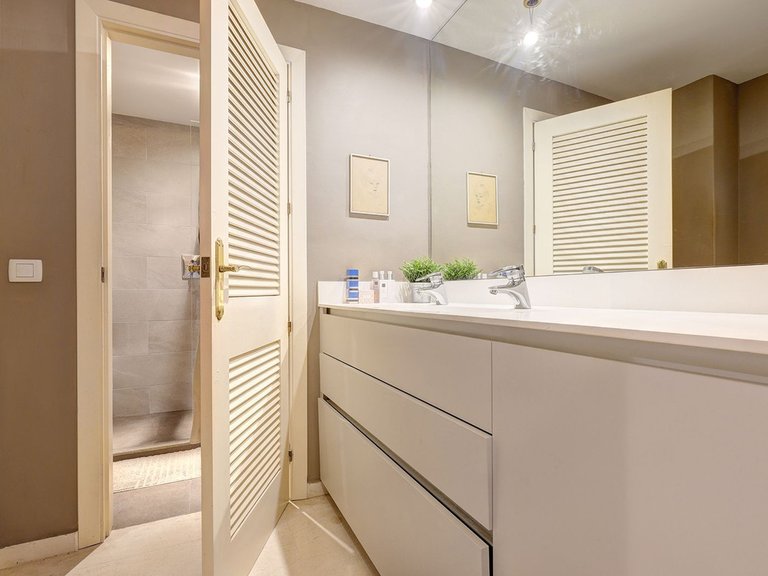 Apartment for Sale in El Paraiso, Malaga 20