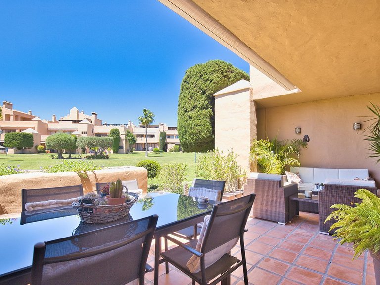 Apartment for Sale in El Paraiso, Malaga 35
