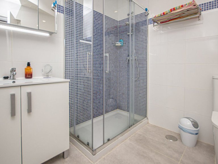 Villa for Sale in La Mairena, Malaga 30