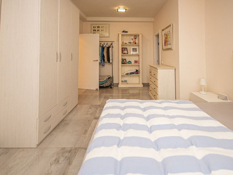 Villa for Sale in La Mairena, Malaga 31