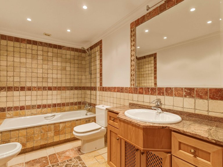 Villa for Sale in Guadalmina Alta, Malaga 30