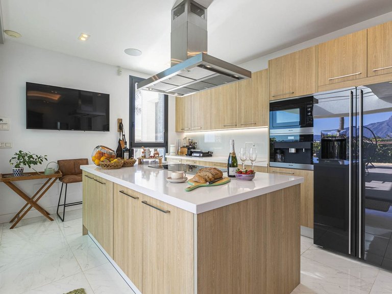 Villa for Sale in Benahavís, Malaga 13