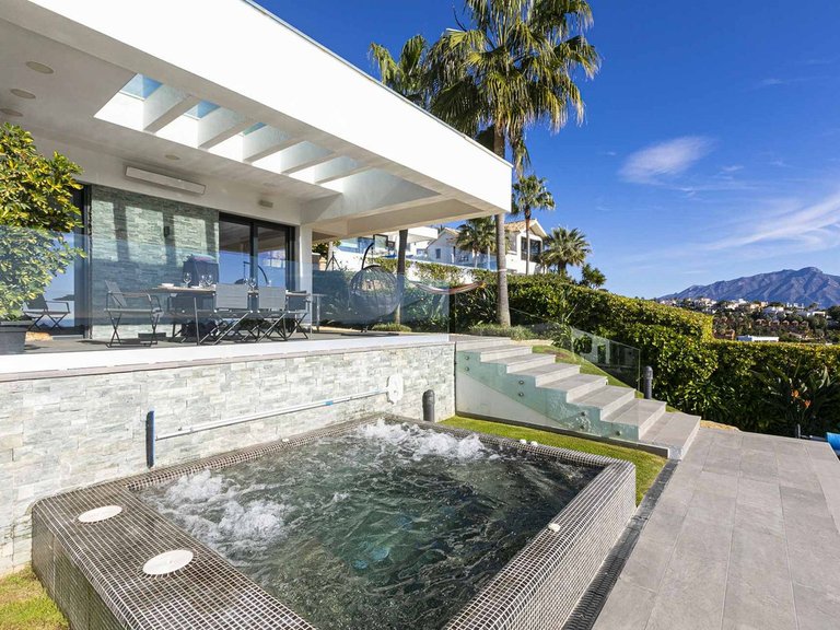 Villa for Sale in Costa del Sol, Benahavís, Malaga 23