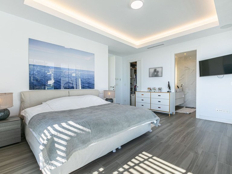 Villa for Sale in Costa del Sol, Benahavís, Malaga 33