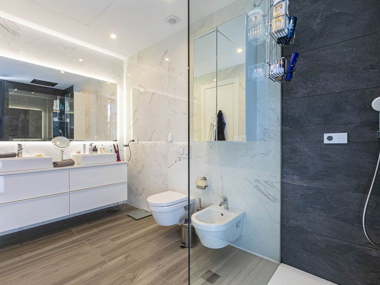 Villa for Sale in Benahavís, Malaga 41