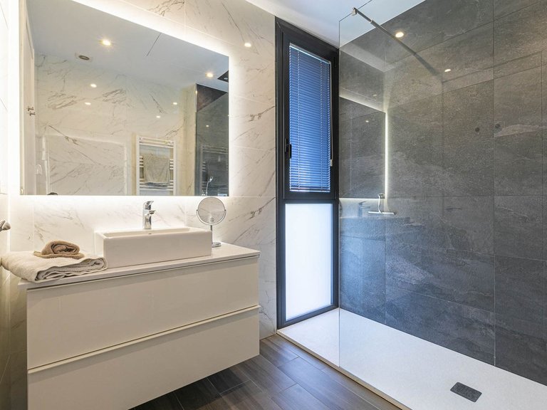 Villa for Sale in Costa del Sol, Benahavís, Malaga 47