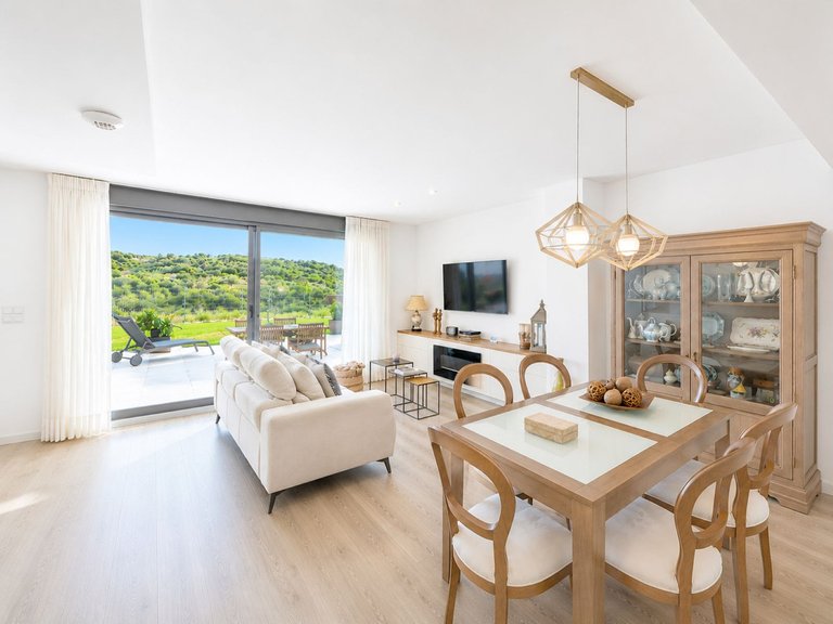Apartment for Sale in Estepona, Malaga 11