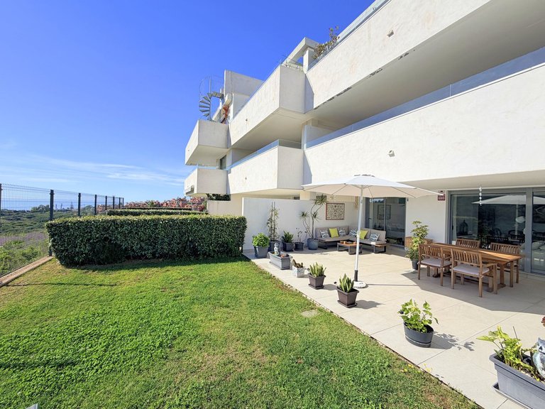Apartment for Sale in Estepona, Malaga 18