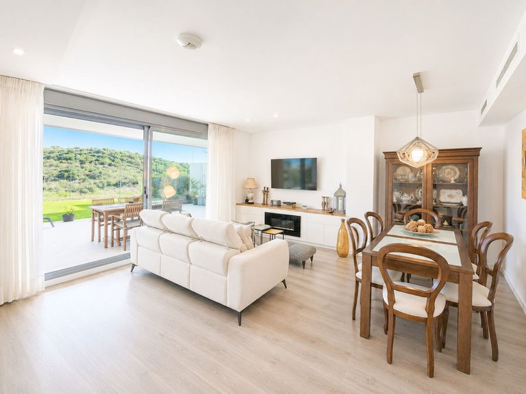 Apartment for Sale in Estepona, Malaga 4