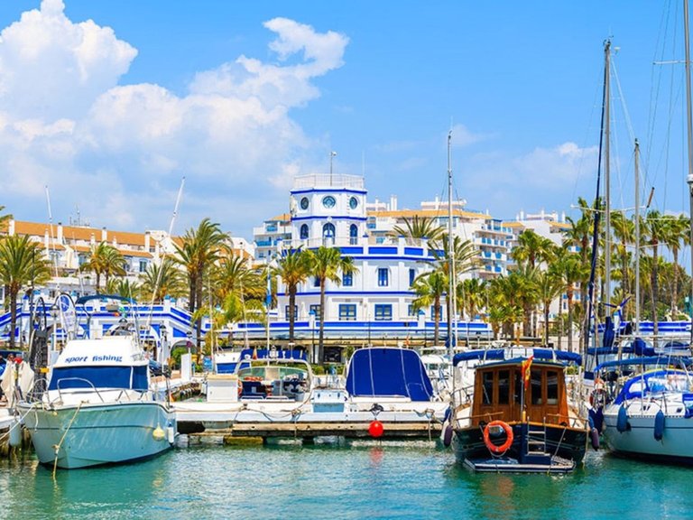 Apartment for Sale in Estepona, Malaga 45