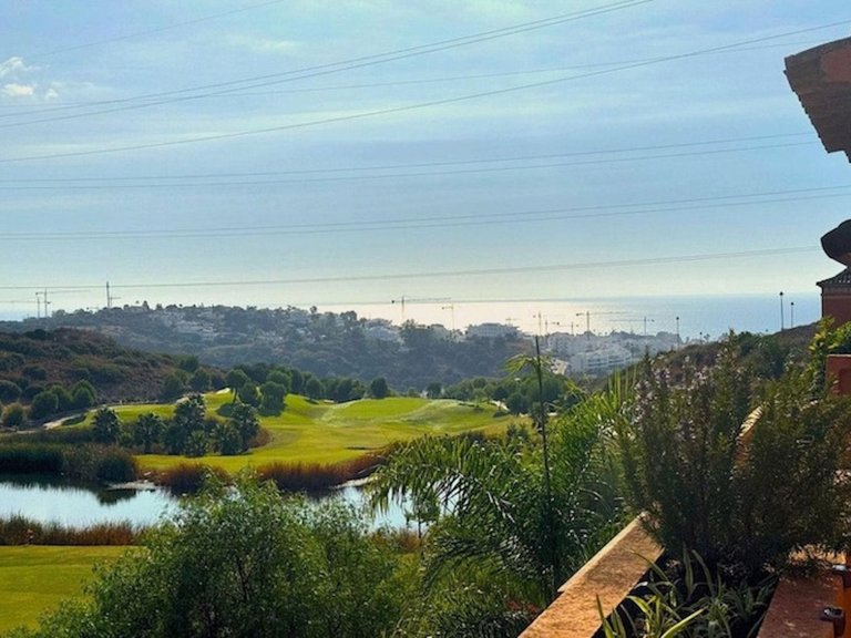 Villa for Sale in Estepona, Malaga 13