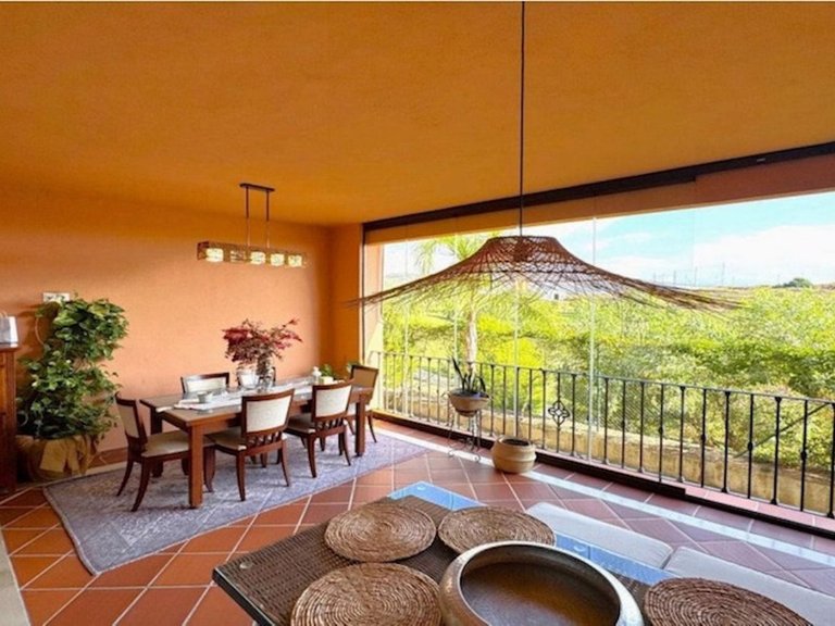 Villa for Sale in Estepona, Malaga 2