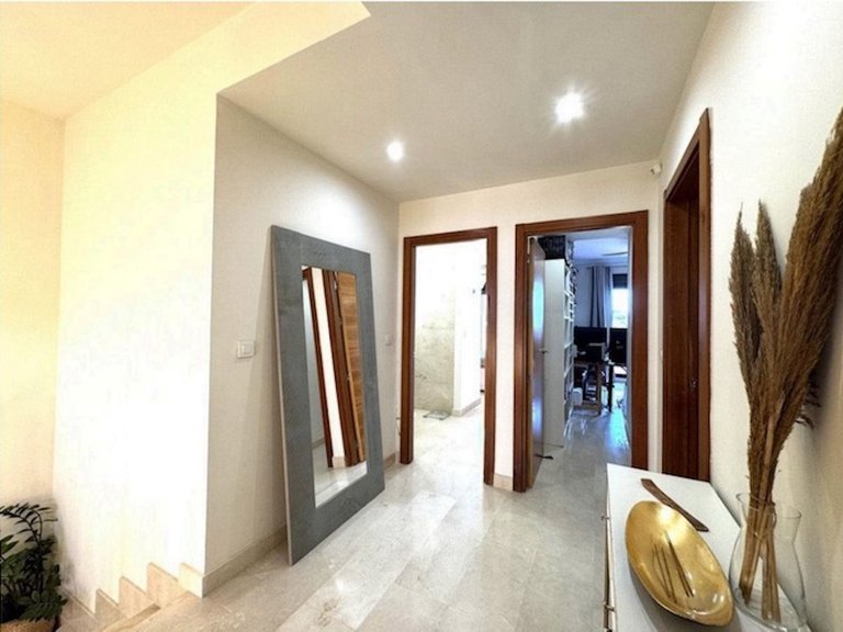 Villa for Sale in Estepona, Malaga 4