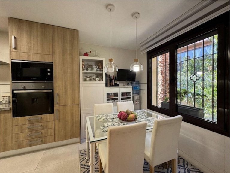 Villa for Sale in Estepona, Malaga 8