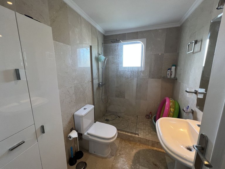Villa for Sale in El Paraiso, Malaga 13