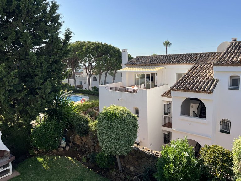 Villa for Sale in El Paraiso, Malaga 14