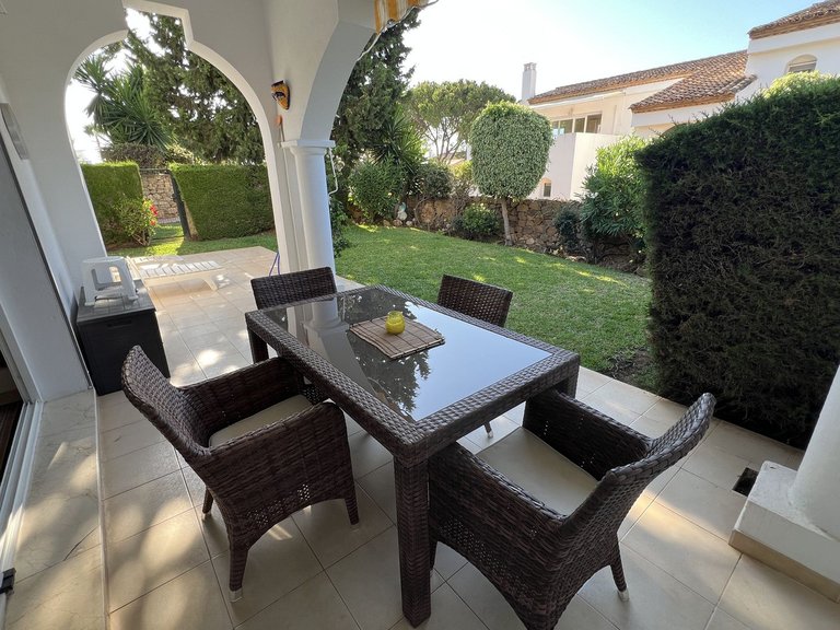Villa for Sale in El Paraiso, Malaga 8