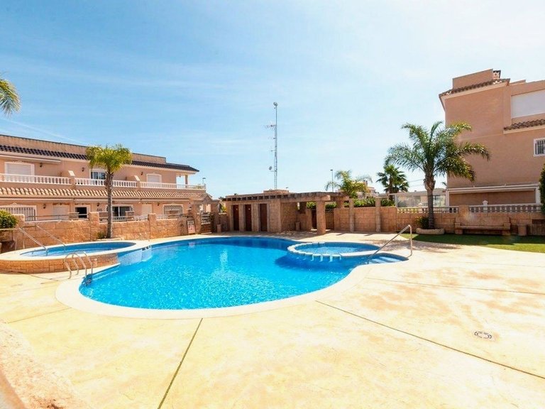 Apartment for Sale in Los Dolses, Alicante 32