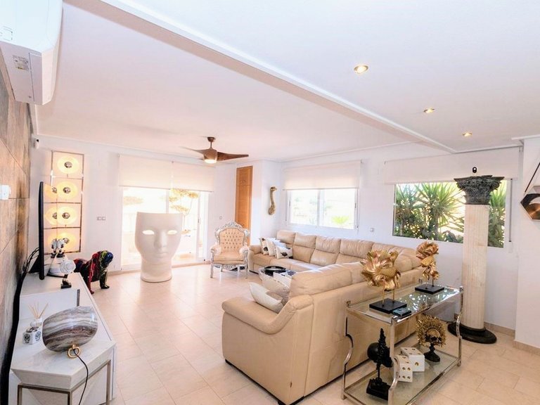 Apartment for Sale in Los Dolses, Alicante 4