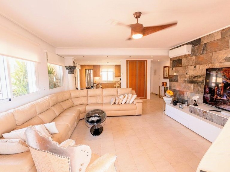 Apartment for Sale in Los Dolses, Alicante 6