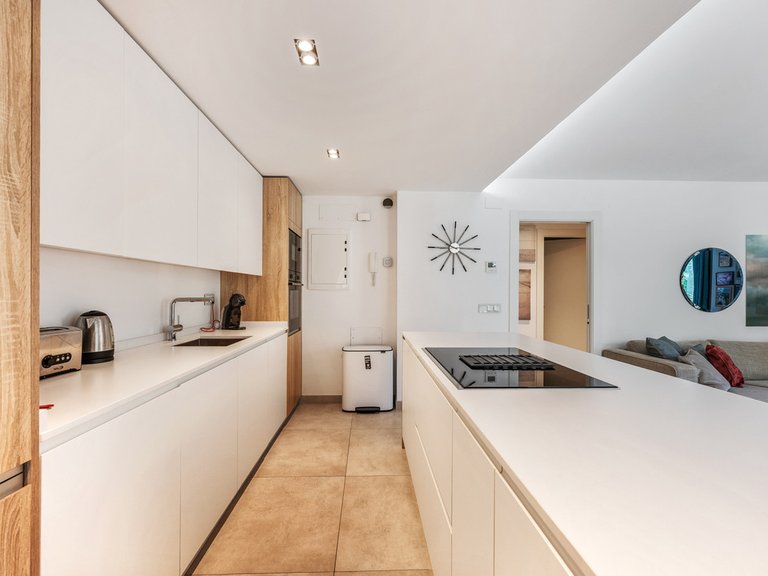 Apartment for Sale in Puerto Banús, Malaga 11