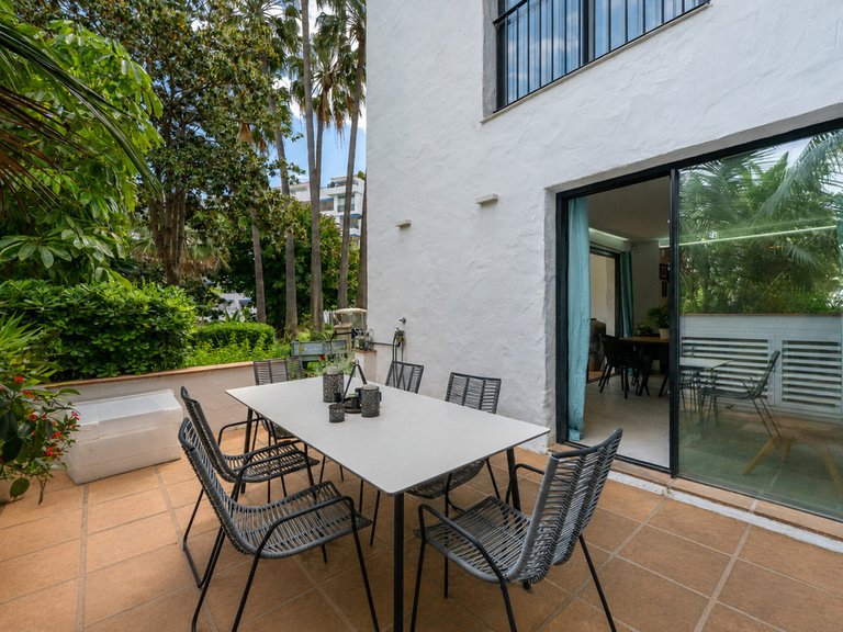 Apartment for Sale in Puerto Banús, Malaga 13