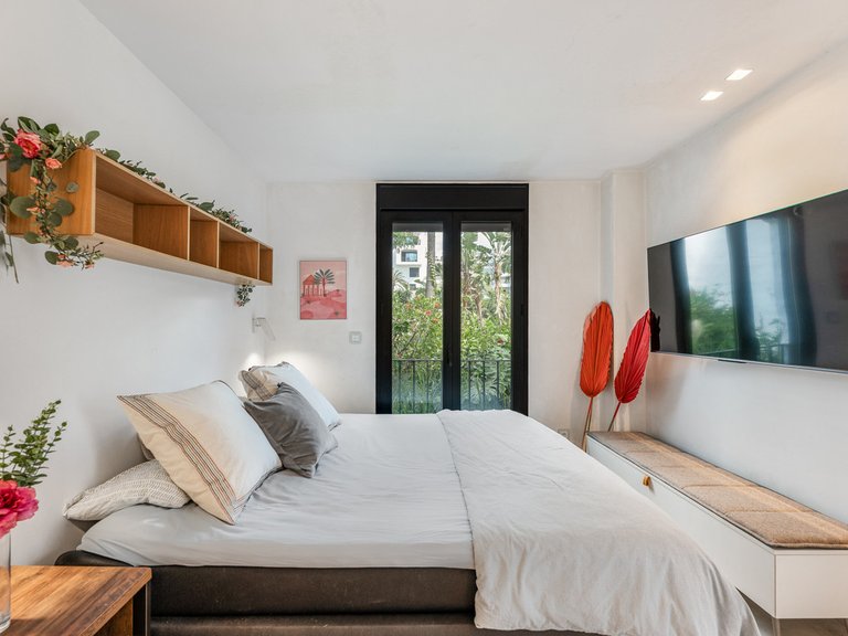 Apartment for Sale in Puerto Banús, Malaga 17