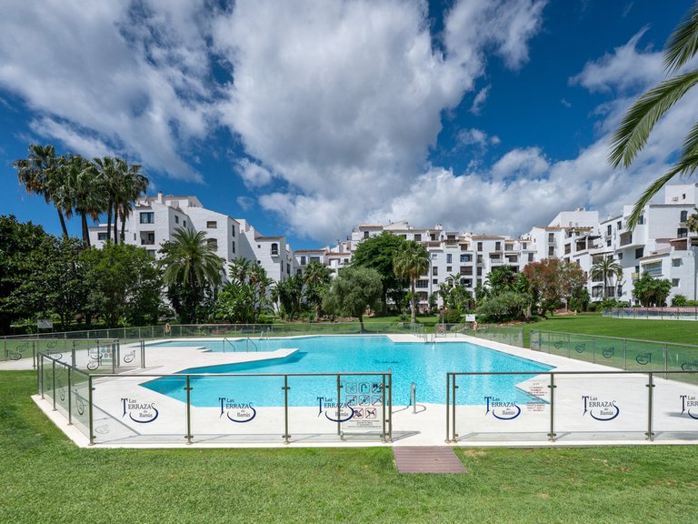 Apartment for Sale in Puerto Banús, Malaga 7