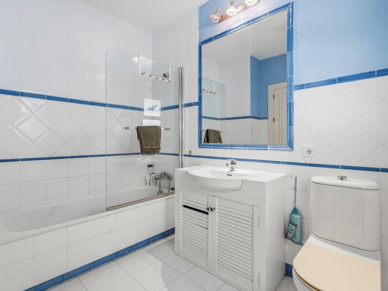 Apartment for Sale in La Quinta, Malaga 12
