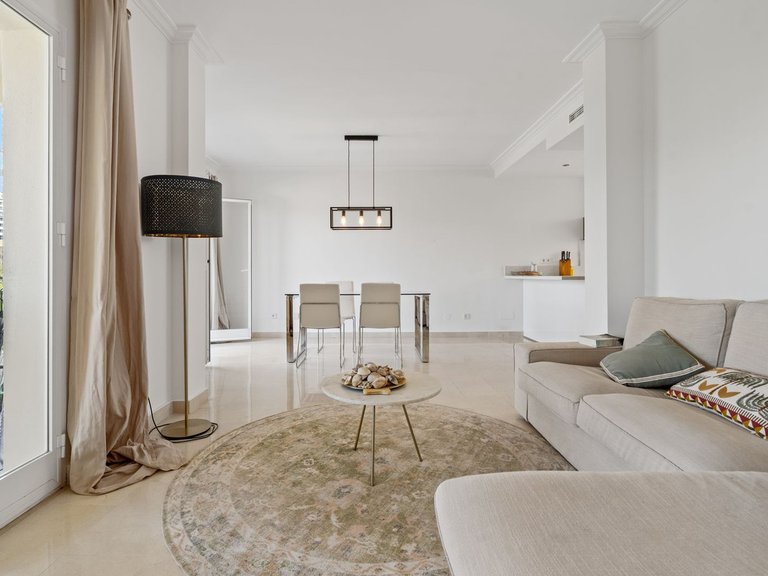 Apartment for Sale in La Quinta, Malaga 5