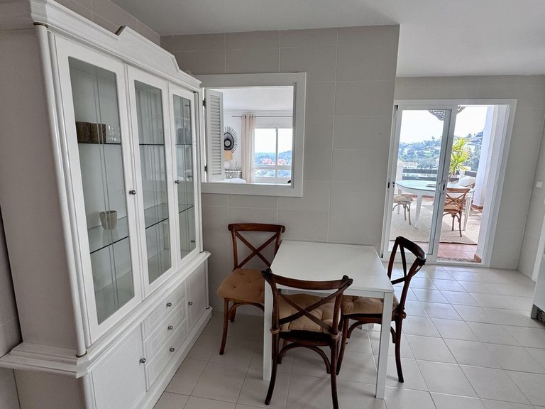 Apartment for Sale in La Mairena, Malaga 13