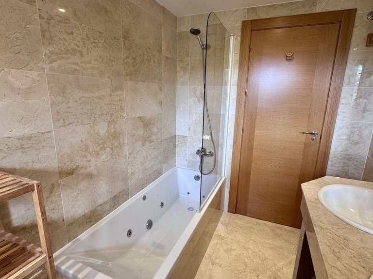 Apartment for Sale in La Mairena, Malaga 20
