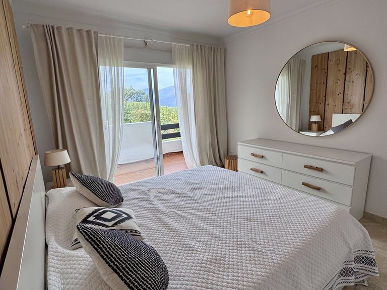 Apartment for Sale in La Mairena, Malaga 22