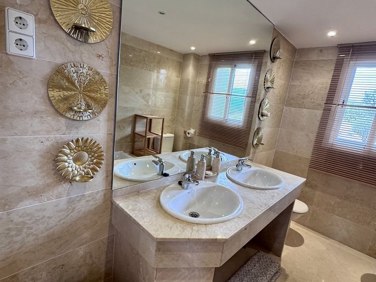Apartment for Sale in La Mairena, Malaga 24