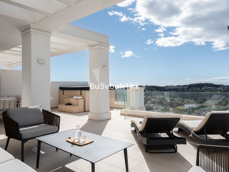 Apartment for Sale in Marbella, Malaga 1