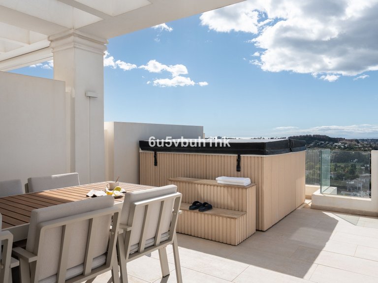 Apartment for Sale in Marbella, Malaga 15