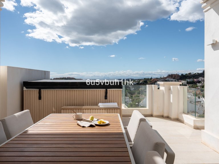 Apartment for Sale in Marbella, Malaga 16