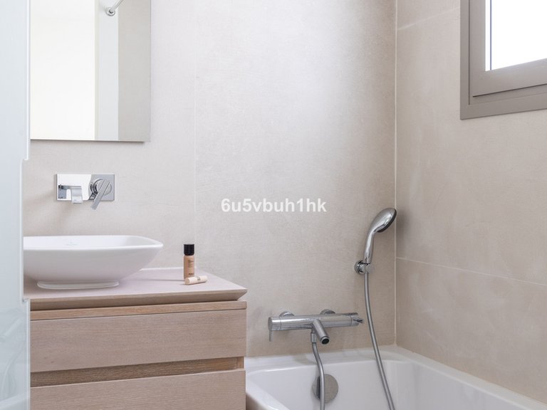 Apartment for Sale in Marbella, Malaga 27