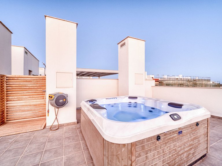 Apartment for Sale in San Pedro De Alcántara, Malaga 38