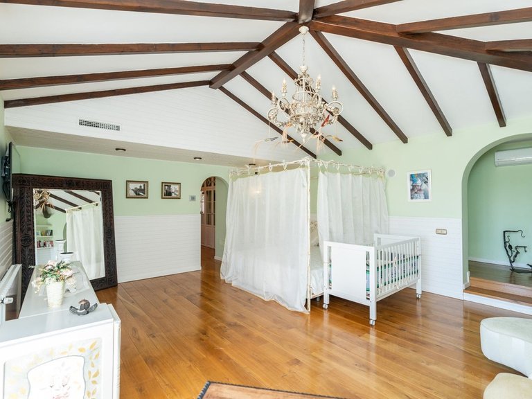 Villa for Sale in Benahavís, Malaga 29