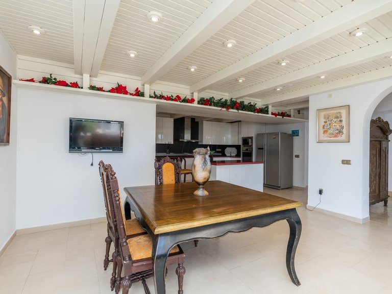 Villa for Sale in Benahavís, Malaga 8