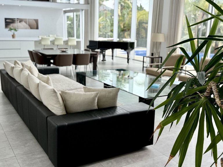 Villa for Sale in Benahavís, Malaga 10