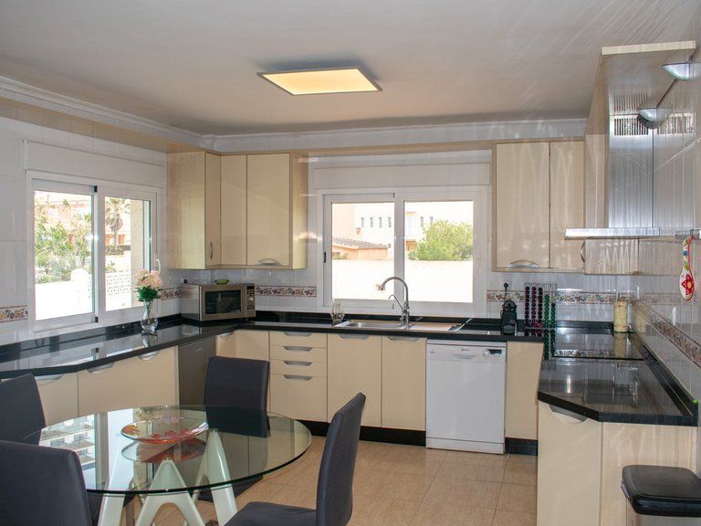 Villa for Sale in San Javier, Murcia 18
