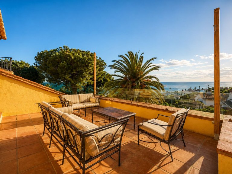 Villa for Sale in Costa del Sol Estepona, Malaga 22