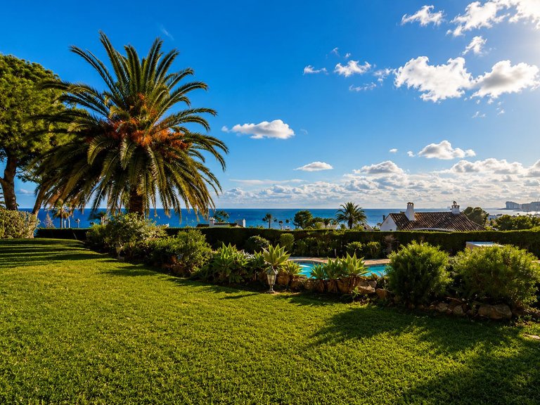 Villa for Sale in Costa del Sol Estepona, Malaga 26