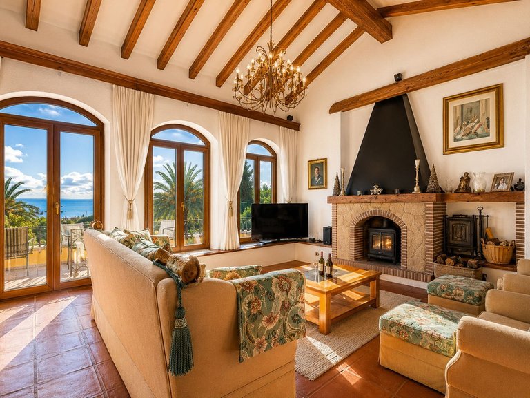 Villa for Sale in Costa del Sol Estepona, Malaga 4