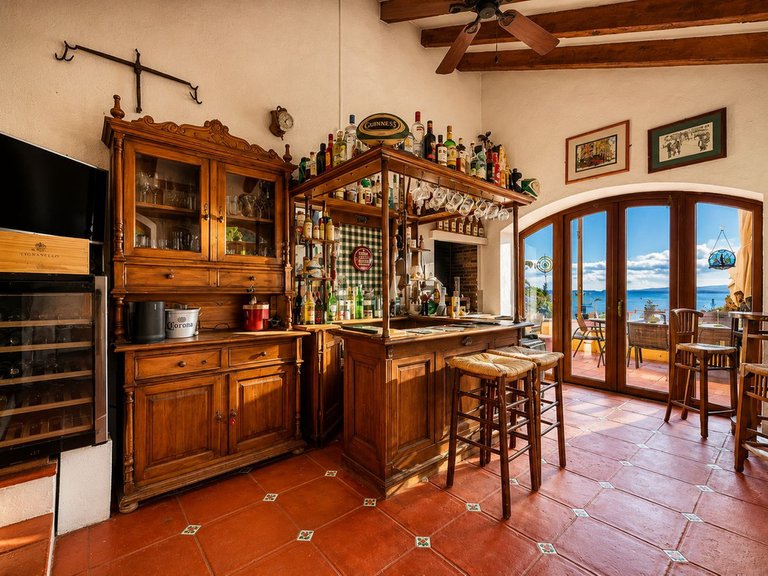 Villa for Sale in Costa del Sol Estepona, Malaga 6