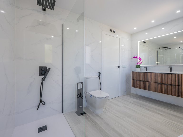 Apartment for Sale in Benahavís, Malaga 17