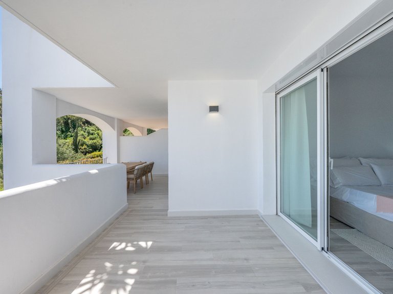 Apartment for Sale in Benahavís, Malaga 31