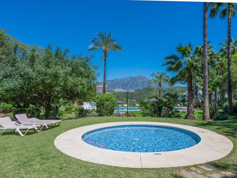 Apartment for Sale in Benahavís, Malaga 35